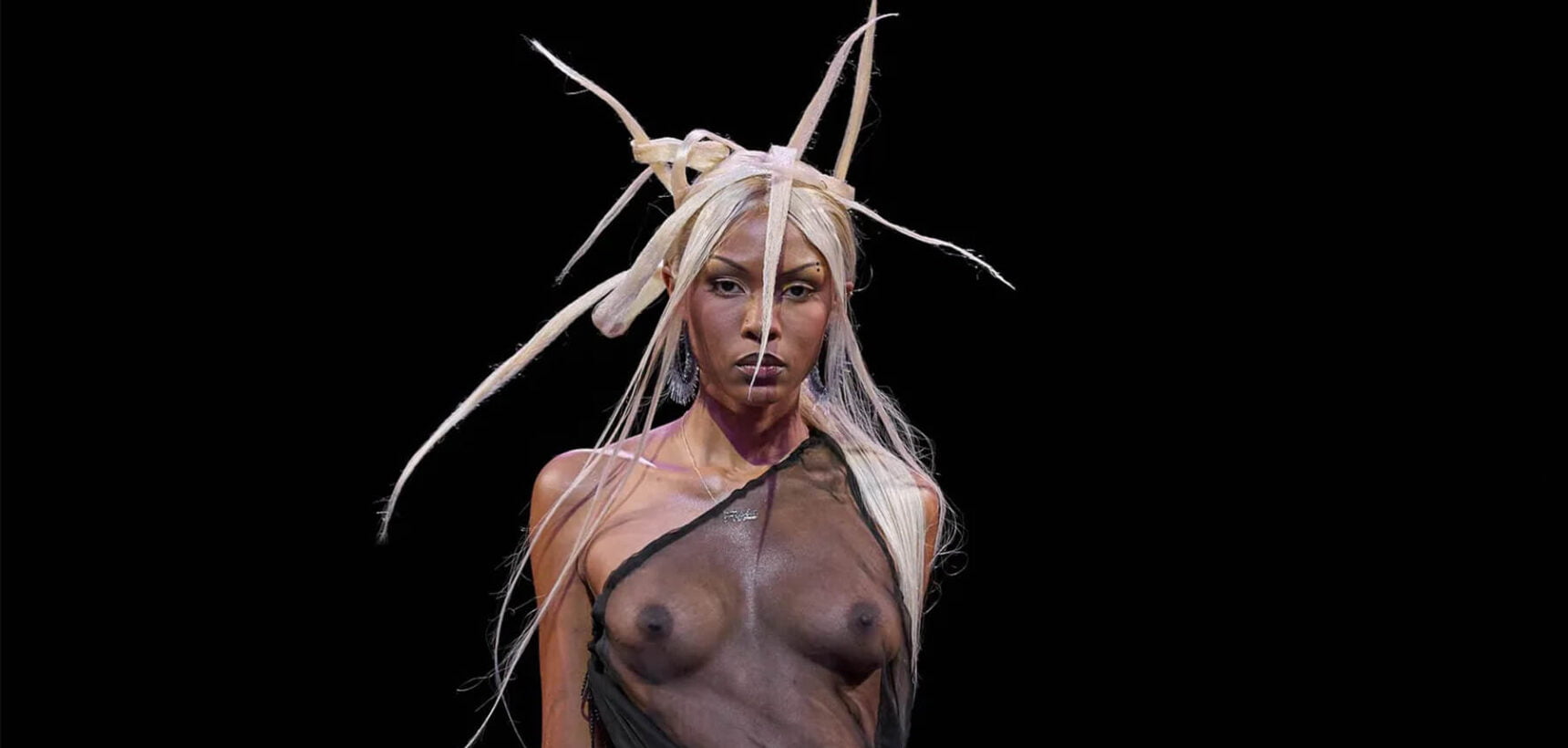 No Sesso: Ready-To-Wear SS23 No Sesso: Ready-To-Wear SS23