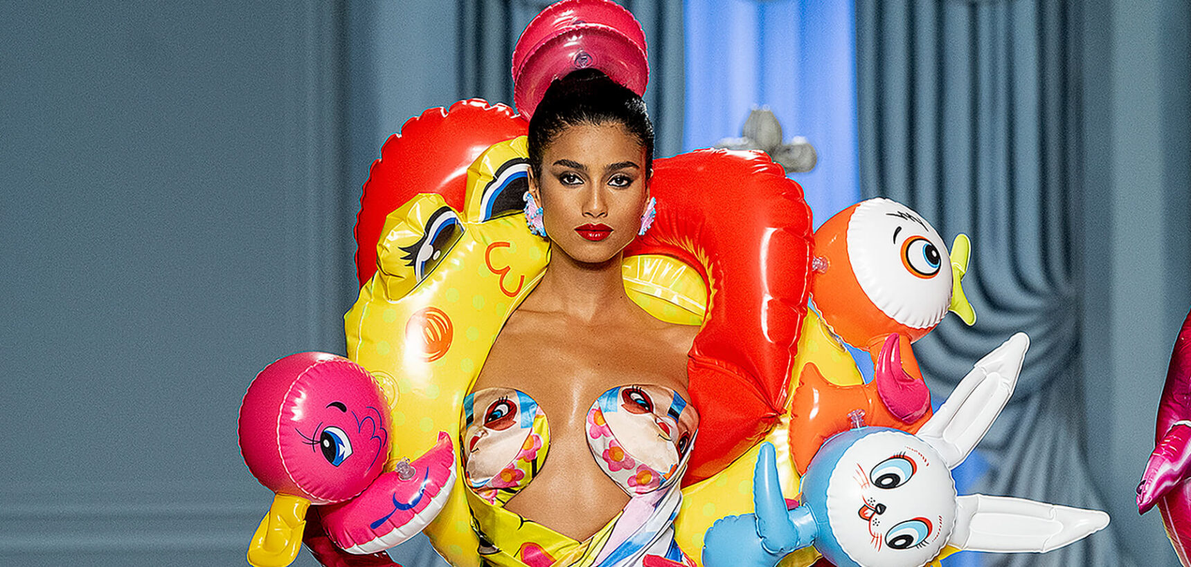 Moschino: Ready-To-Wear SS23