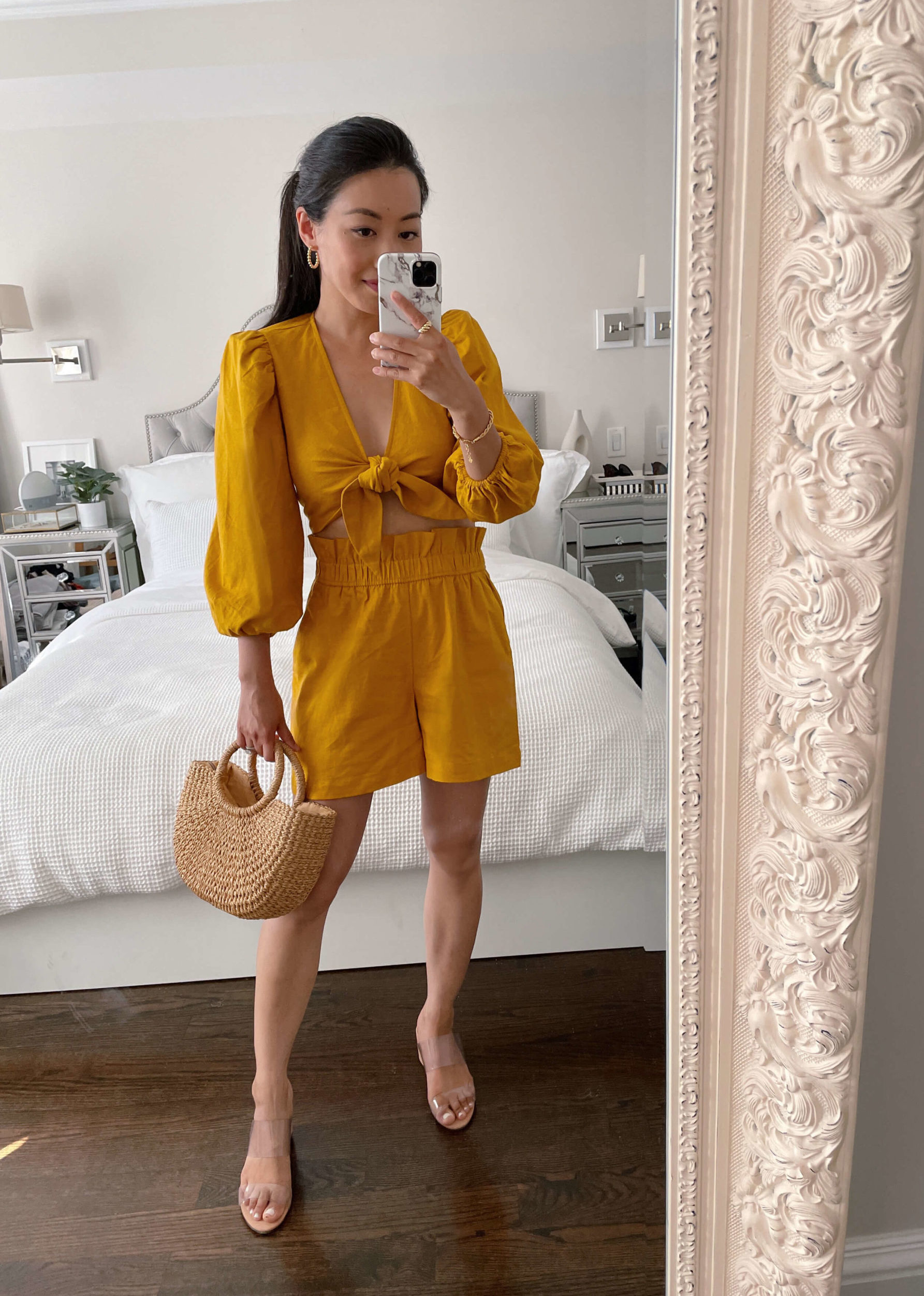 Trip fashion // Linen shorts set + tie entrance prime